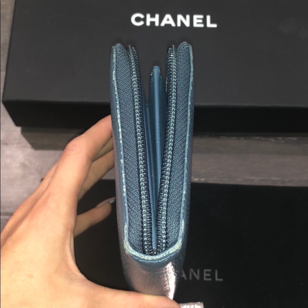 Chanel Zip Wallet - Picture 5 of 7